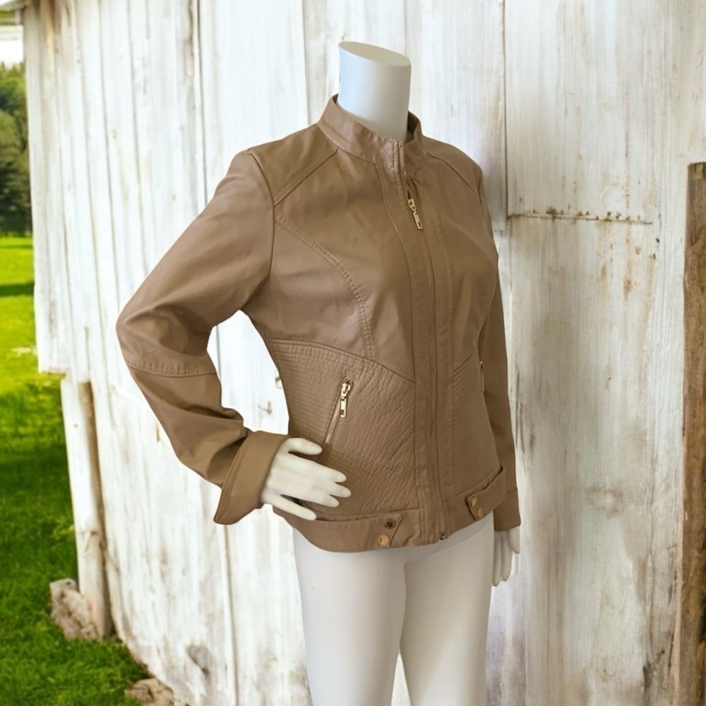 Women’s Tan Faux Leather Moto Jacket, Lined Size M By Lock And Love, Very Nice!